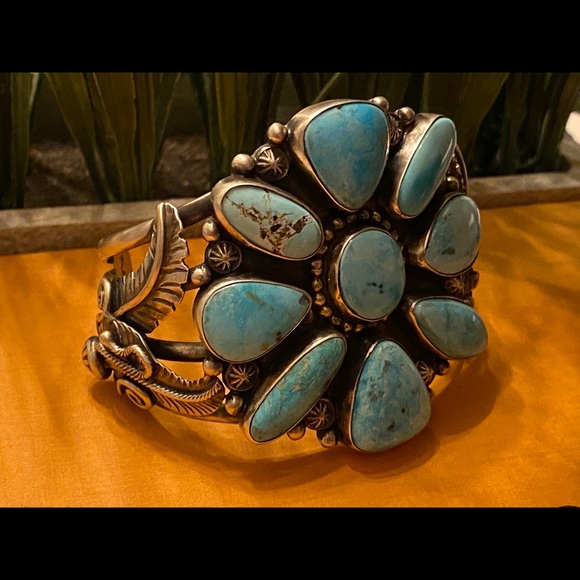 COPY - HOST PICK!✨Navajo Native American SS Turquoise Cuff by artist Delvin John - Picture 2 of 12